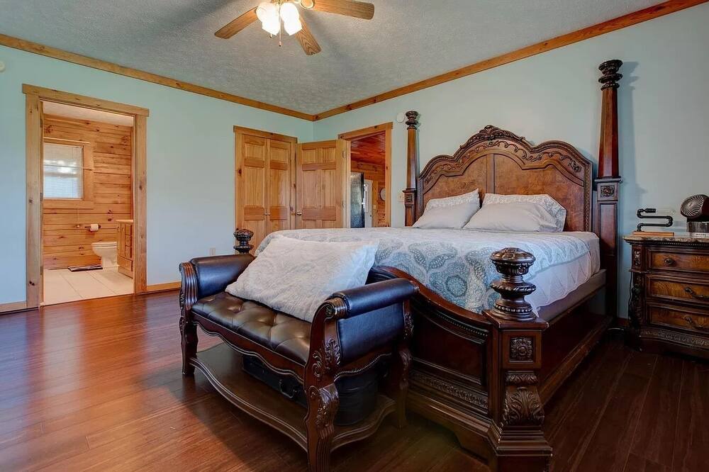 Photo of Bedroom in Means