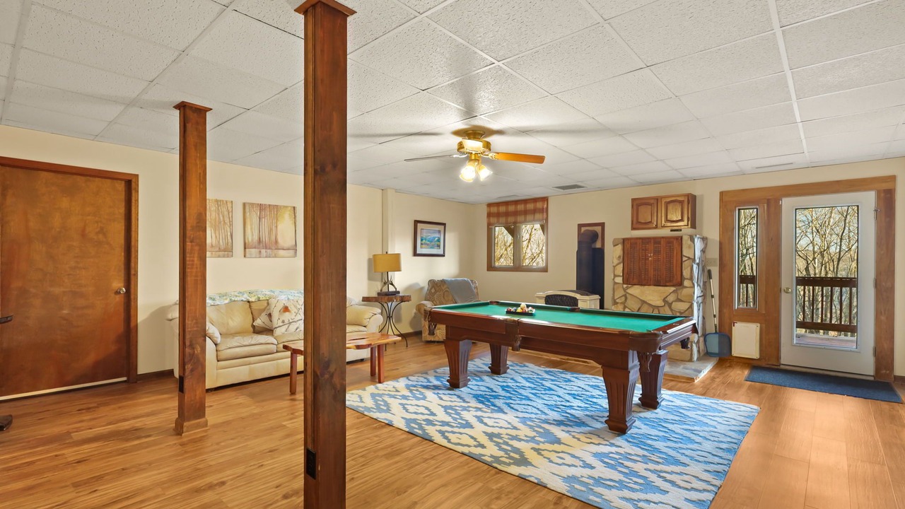 Photo of Bedroom in Seven Devils