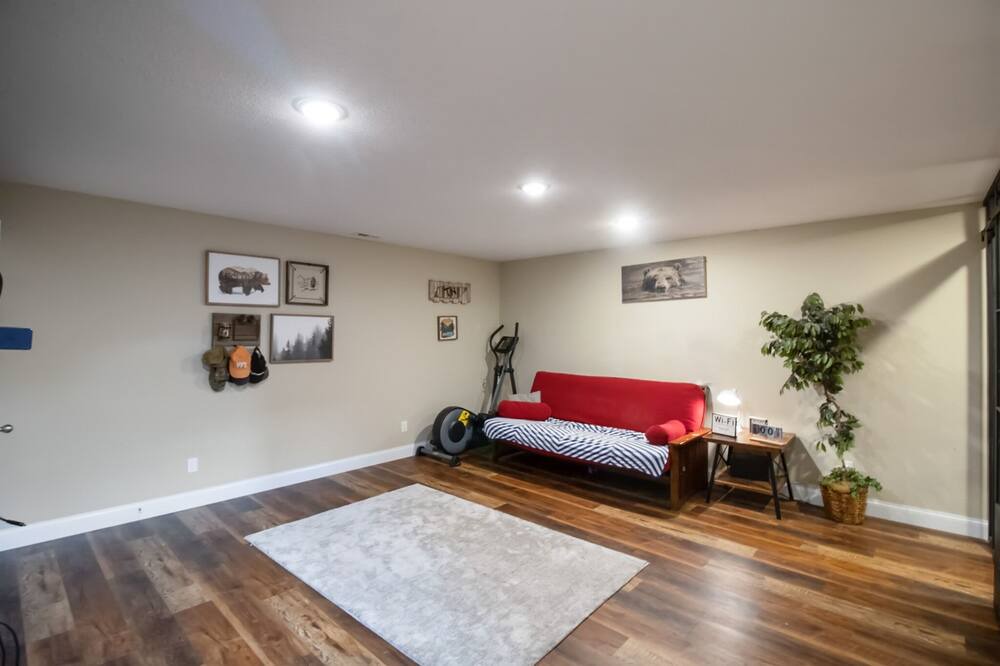 Photo of Livingroom in Greene County