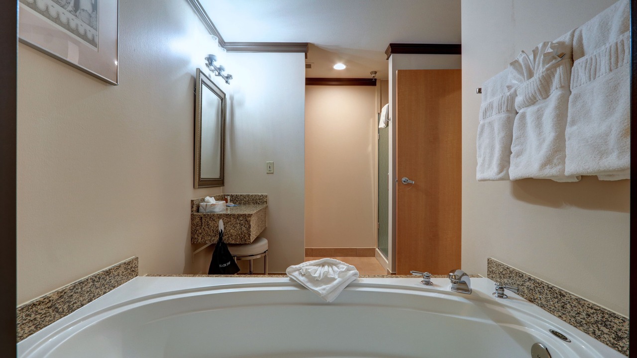 Photo of Bathroom in Bayshore - Klatt
