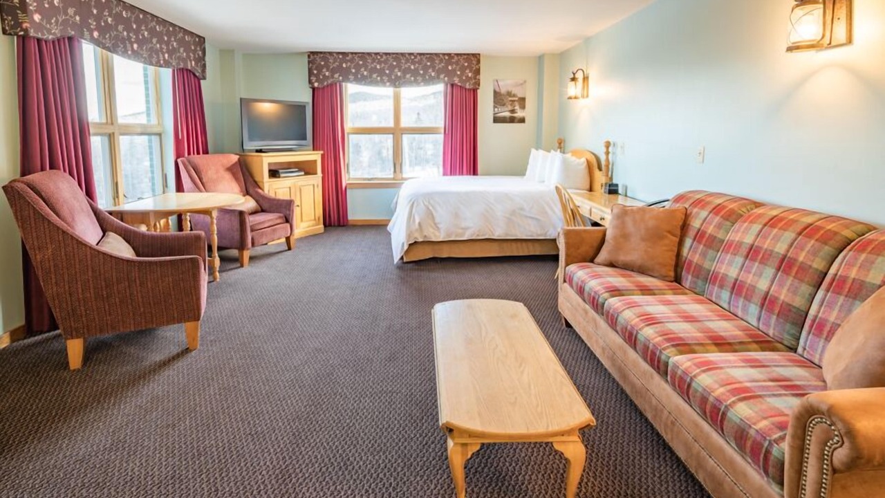 Photo of Livingroom in Carrabassett Valley