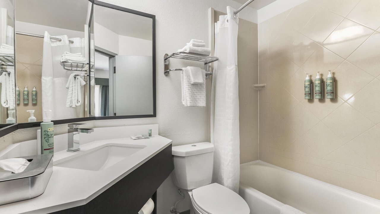 Photo of Bathroom in Morehead