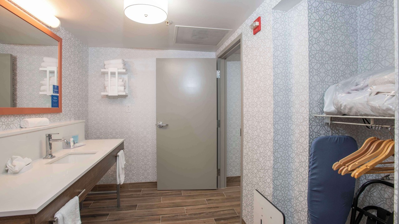 Photo of Bathroom in Dry Ridge