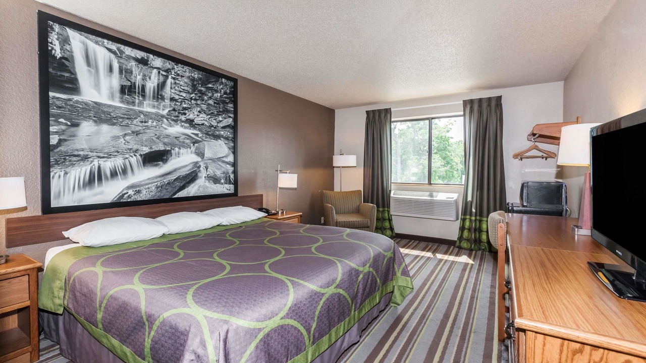 Photo of Bedroom in Spring Hill