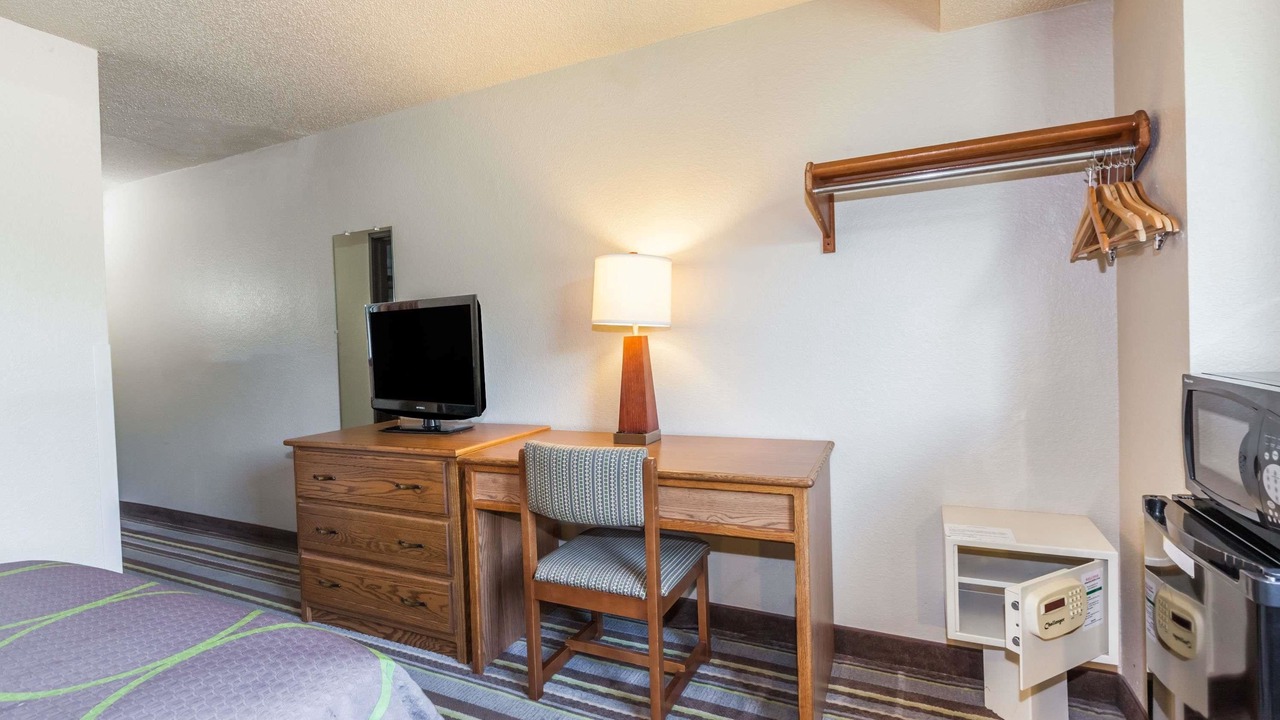 Photo of Bedroom in Spring Hill