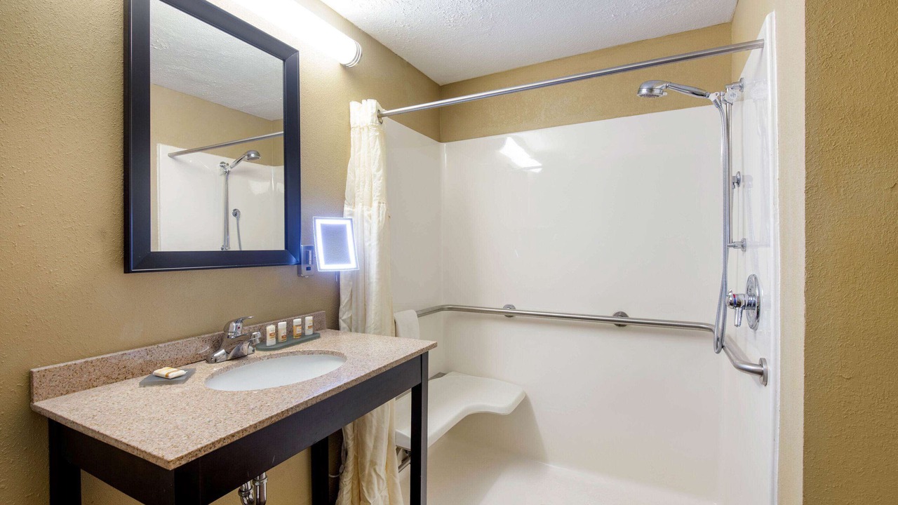 Photo of Bathroom in Elkview