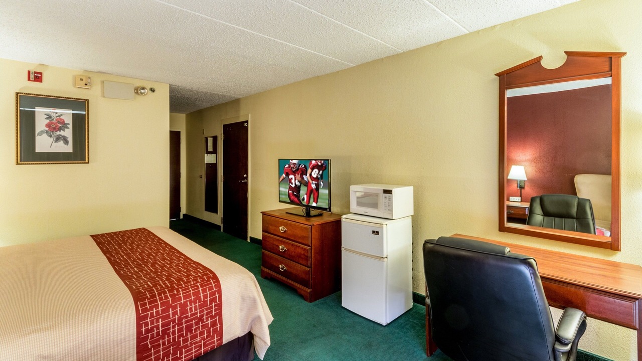 Photo of Bedroom in Morehead