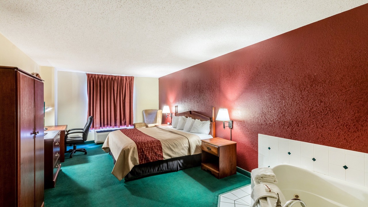 Photo of Bedroom in Morehead