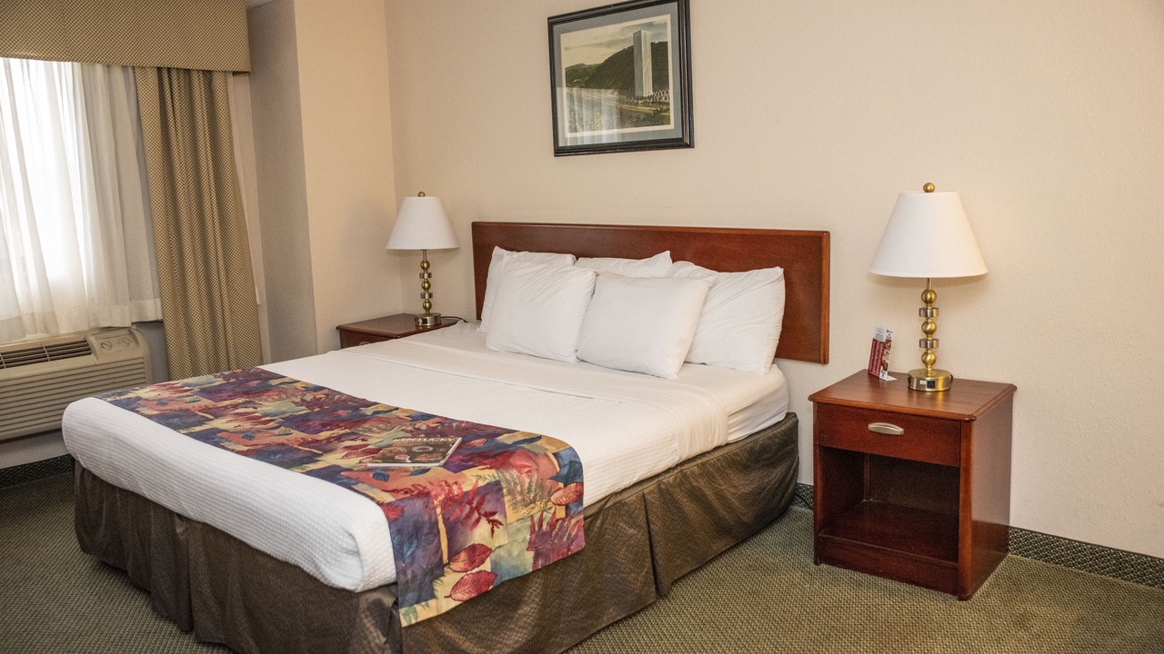 Photo of Bedroom in Frankfort
