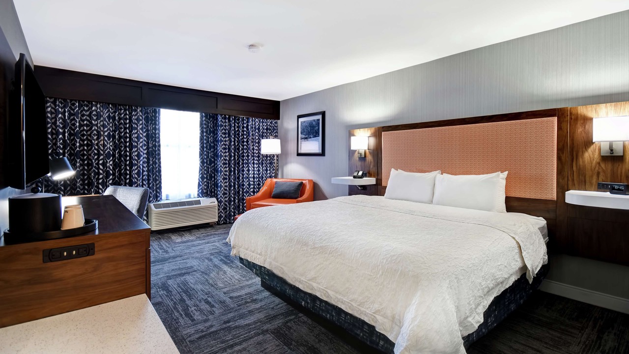 Photo of Bedroom in Lexington