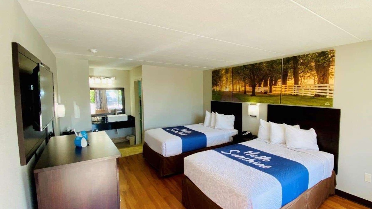 Photo of Bedroom in Maysville