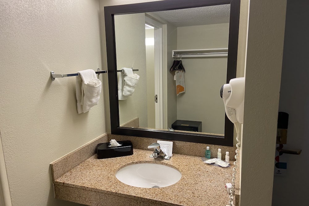 Photo of Bathroom in Halltown