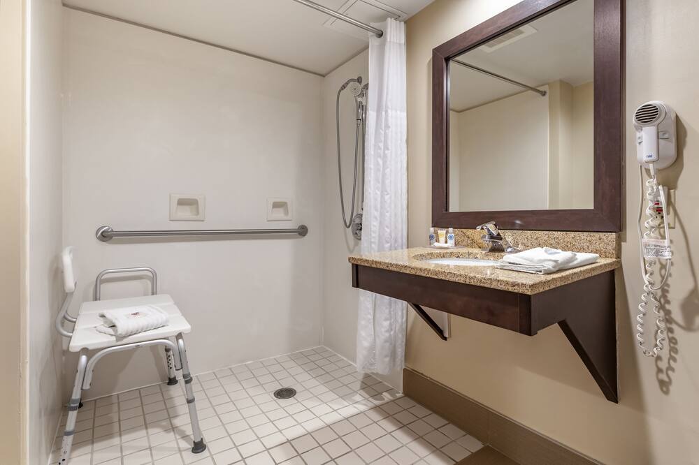 Photo of Bathroom in Farmers