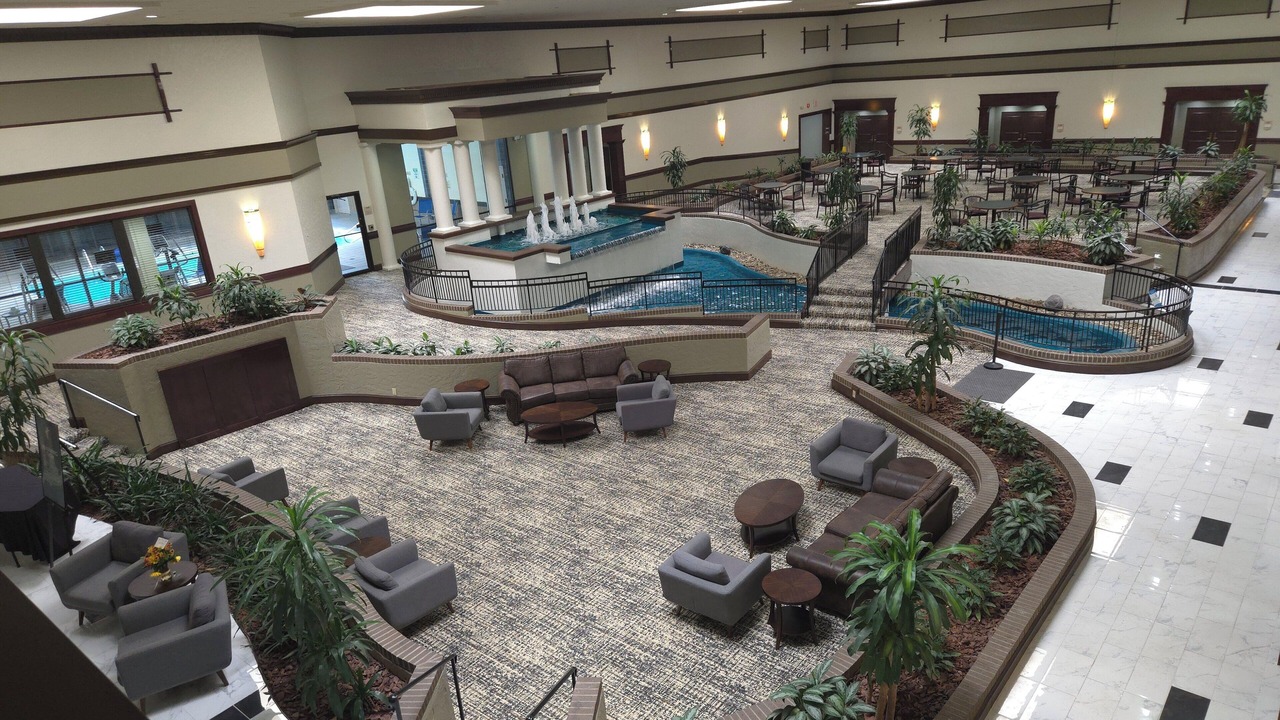 Photo of Outdoor in Roselawn Finance