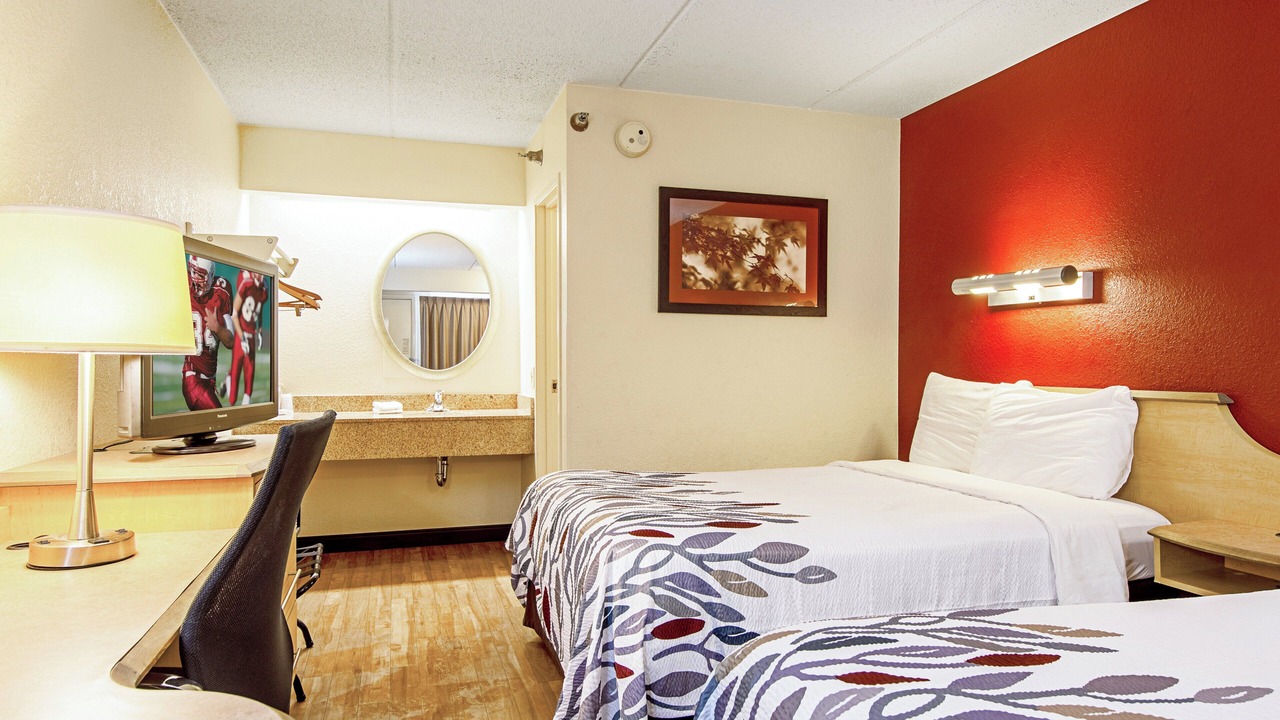 Photo of Bedroom in Hurricane