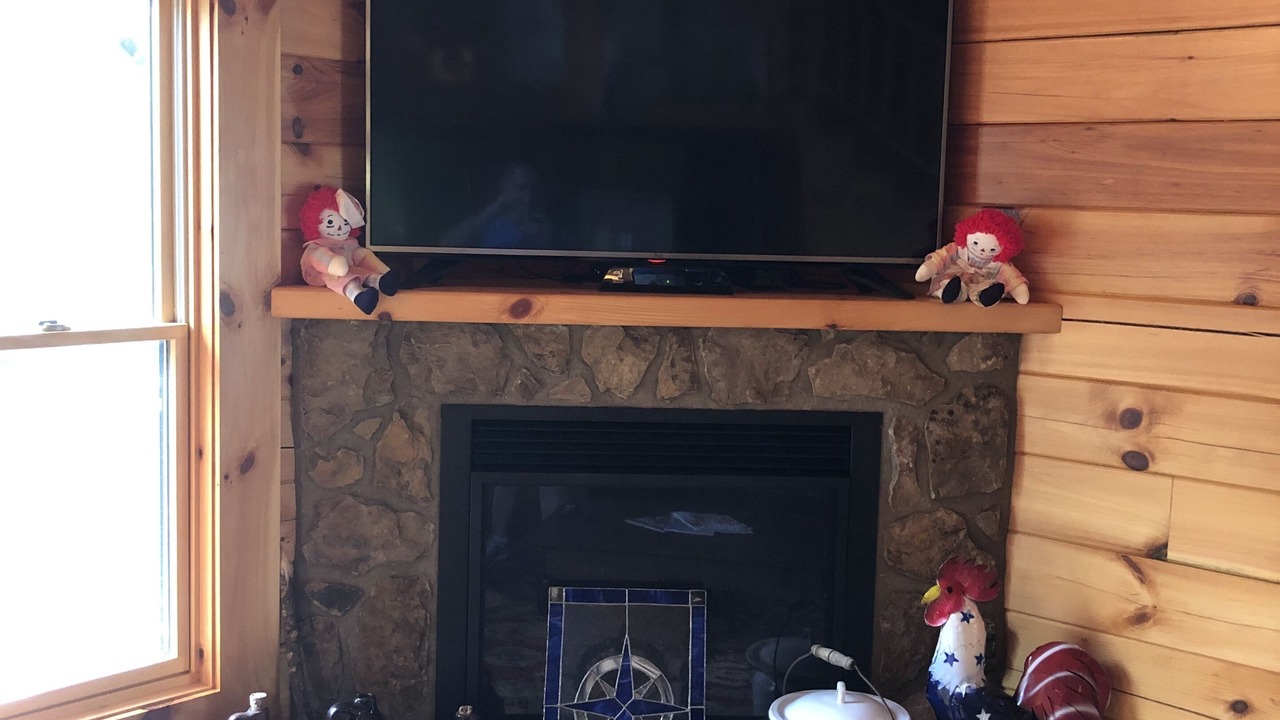 Photo of Livingroom in Grassy Creek