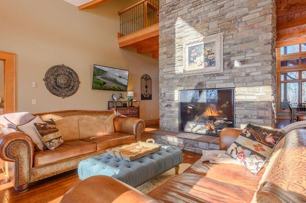 Photo of Livingroom in Jefferson