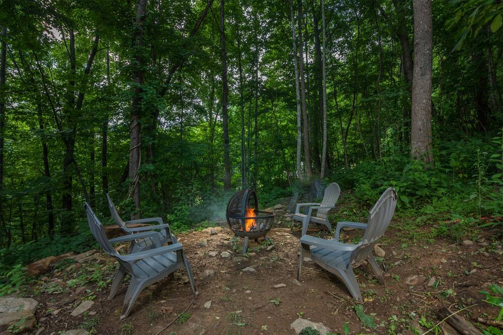 Photo of Outdoor in Swannanoa