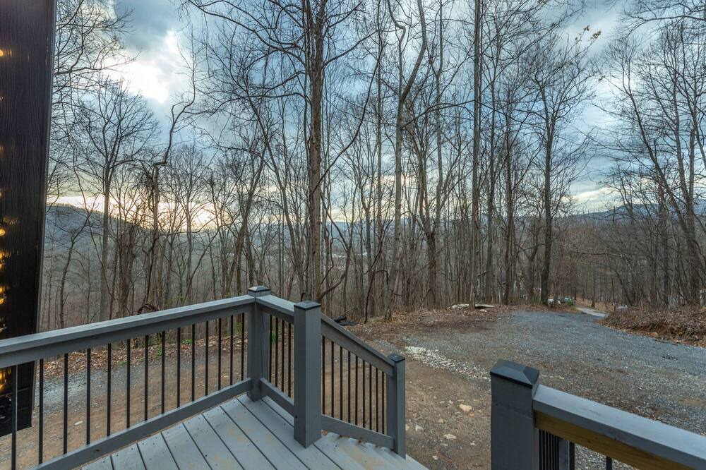 Photo of Outdoor in Swannanoa