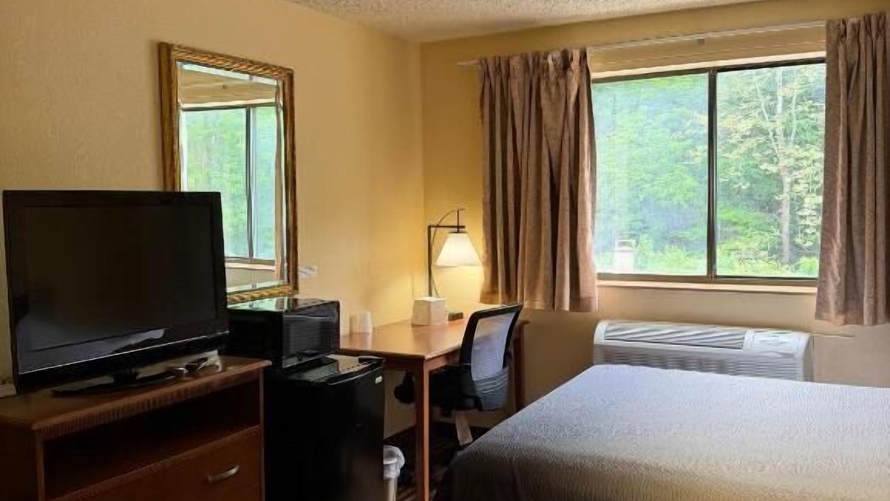 Photo of Bedroom in LaVale