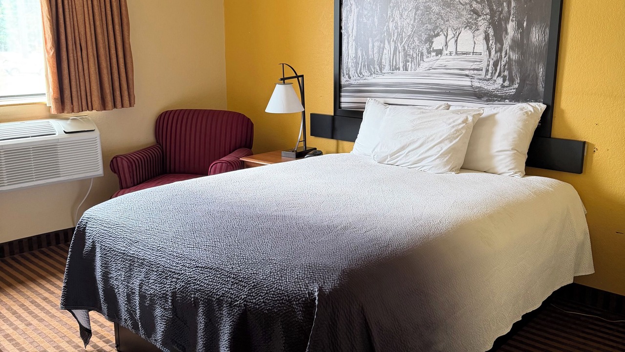 Photo of Bedroom in LaVale