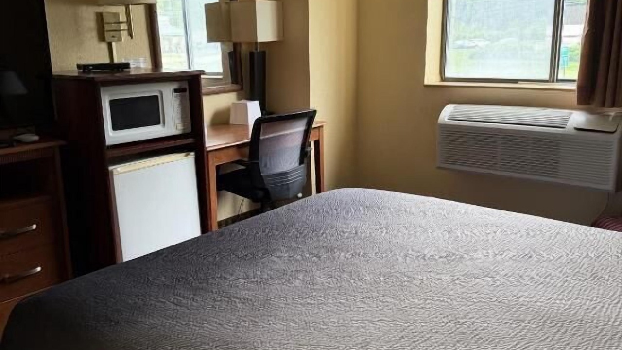 Photo of Bedroom in LaVale