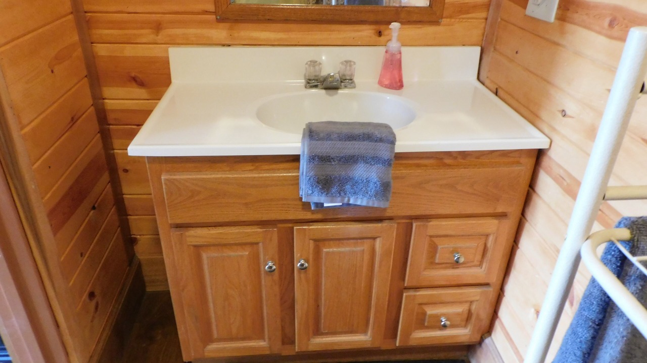 Photo of Bathroom in Matewan