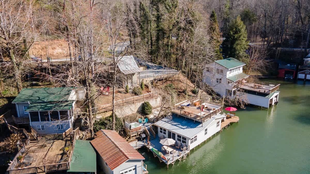 Photo of Others in Lake Lure