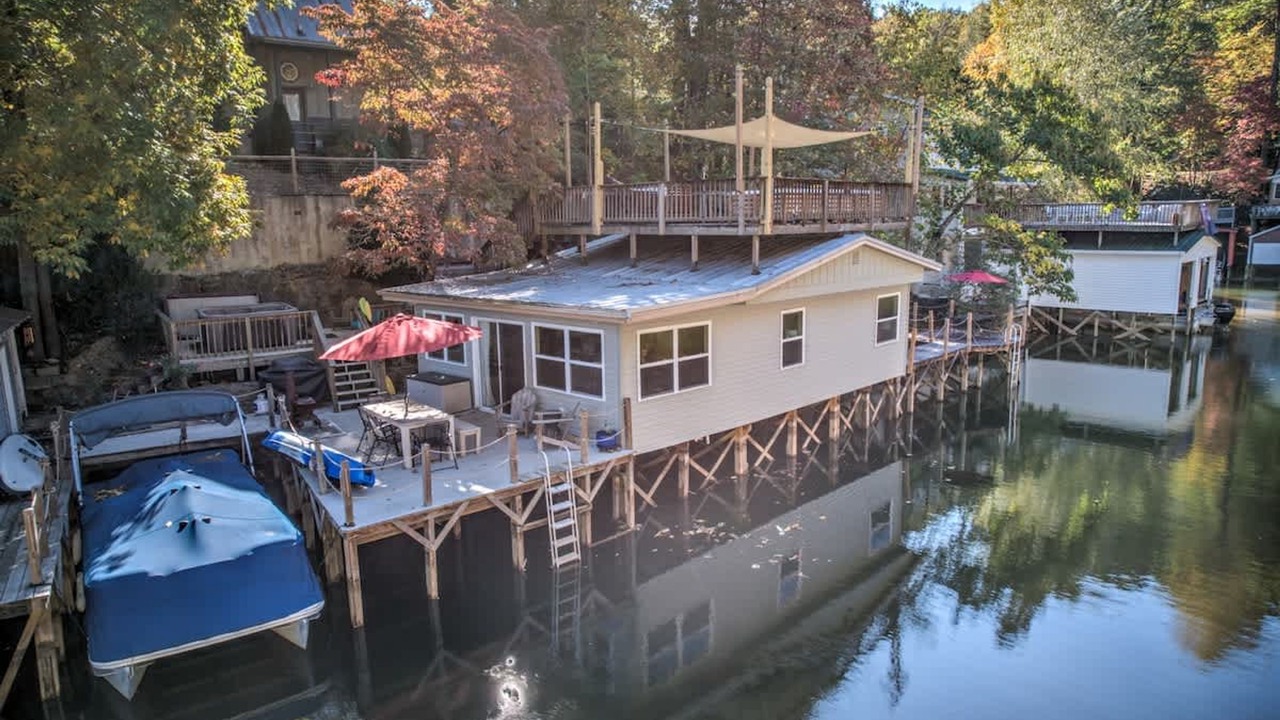 Photo of Others in Lake Lure