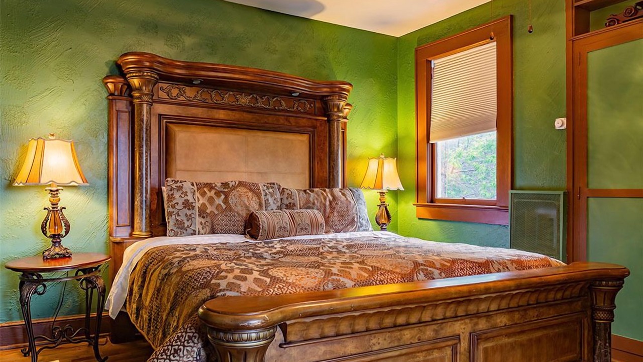 Photo of Bedroom in Laurel Park