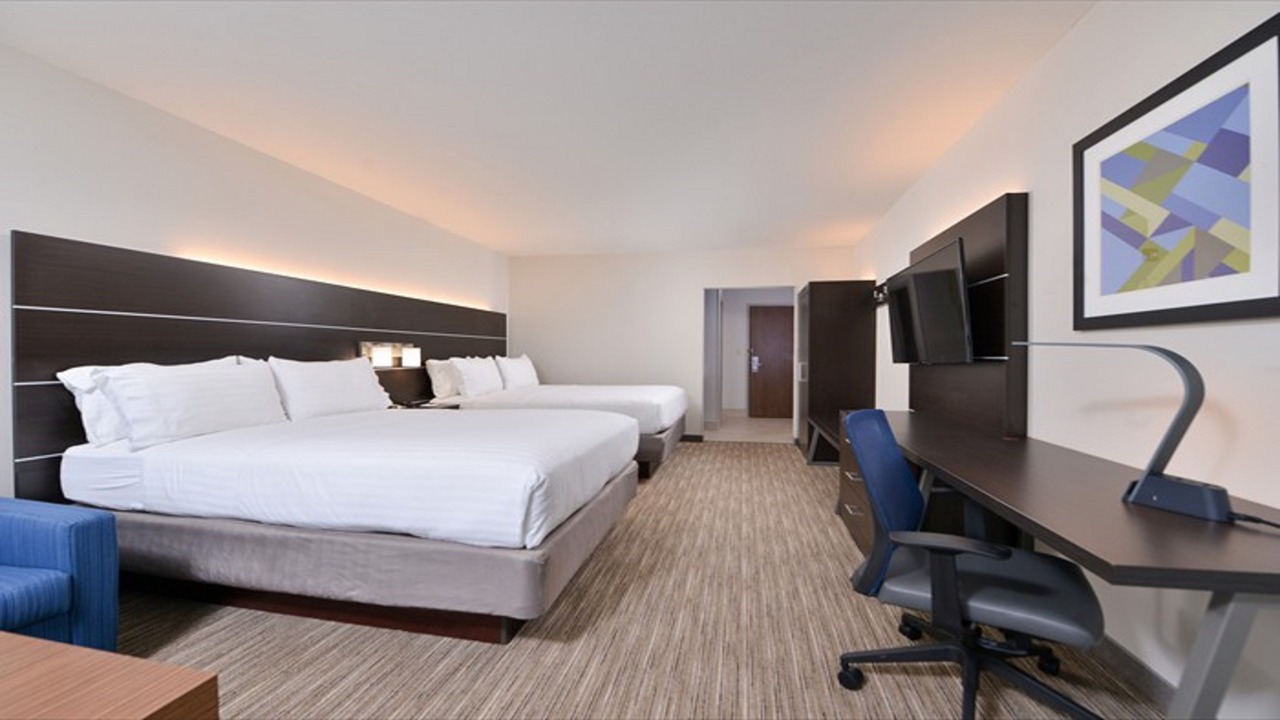 Photo of Bedroom in Parkersburg