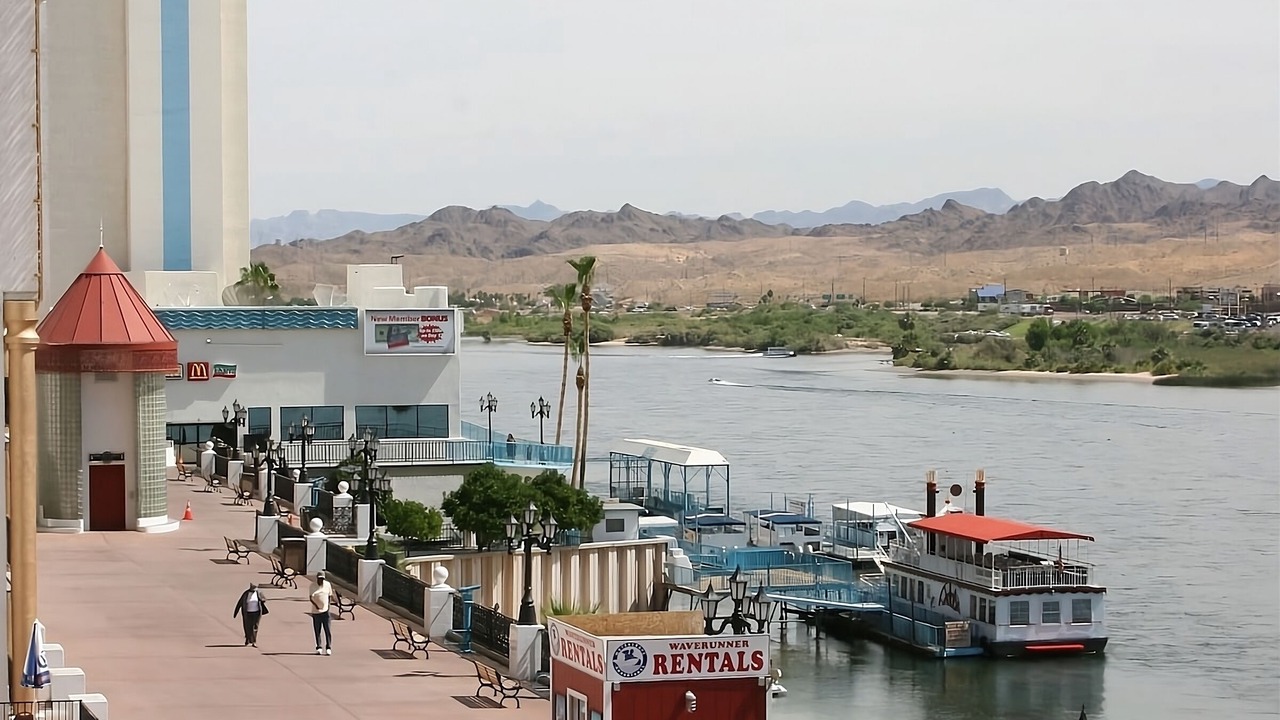 Photo of Others in Laughlin