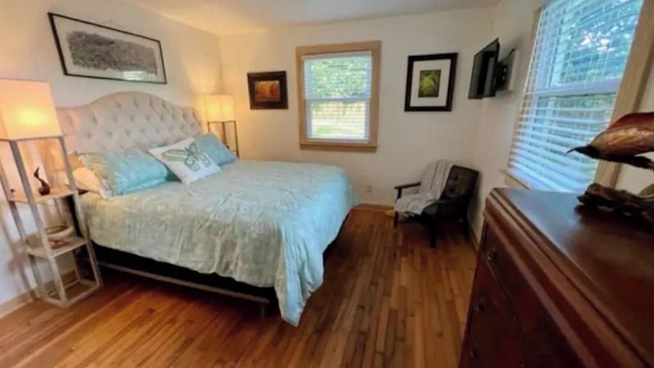 Photo of Bedroom in Asheville