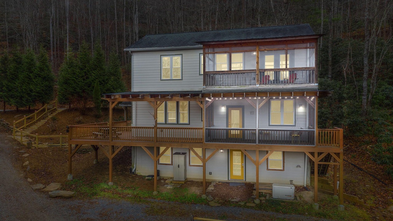 Photo of Outdoor in Swannanoa