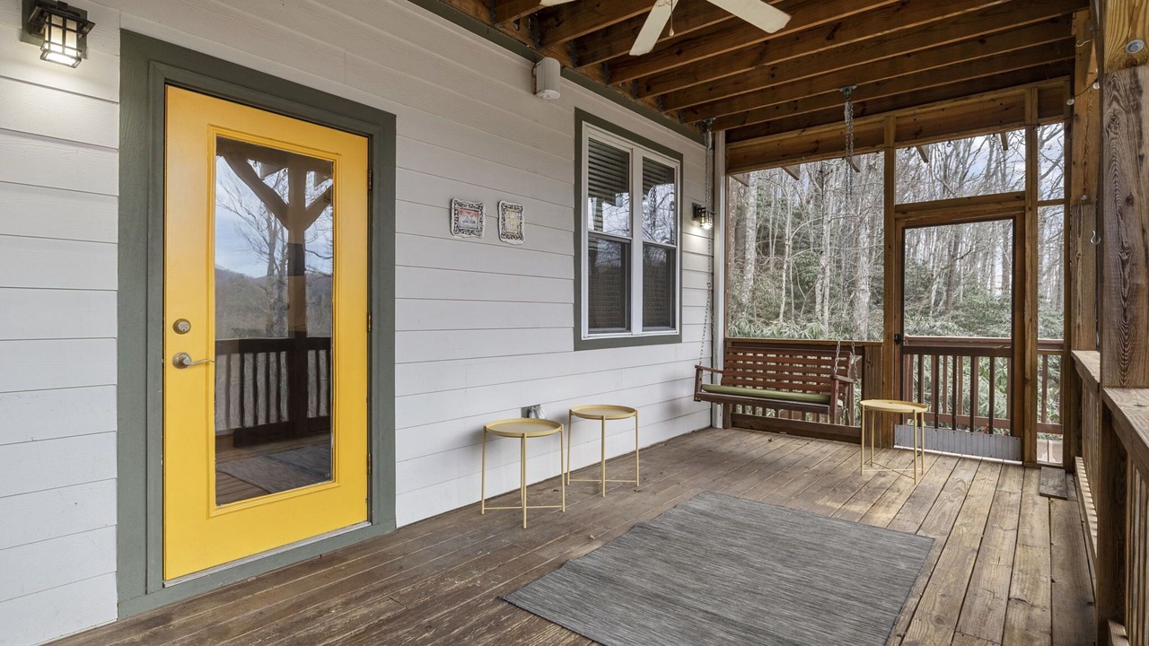 Photo of Patio Balcony in Swannanoa