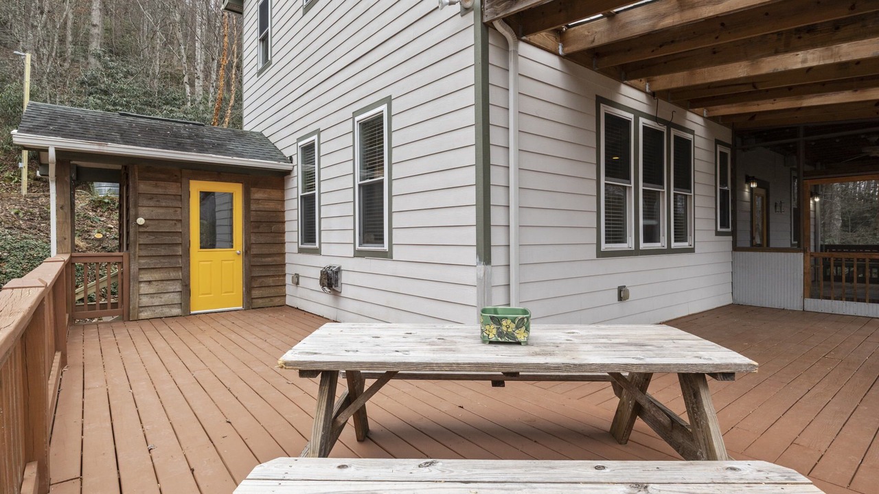 Photo of Outdoor in Swannanoa