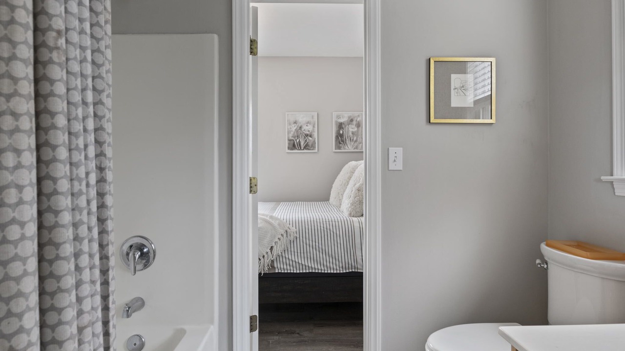 Photo of Bathroom in Swannanoa