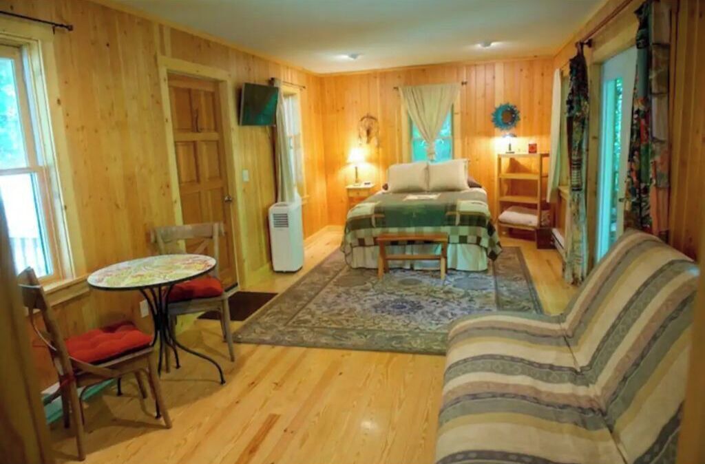 Photo of Bedroom in Swannanoa