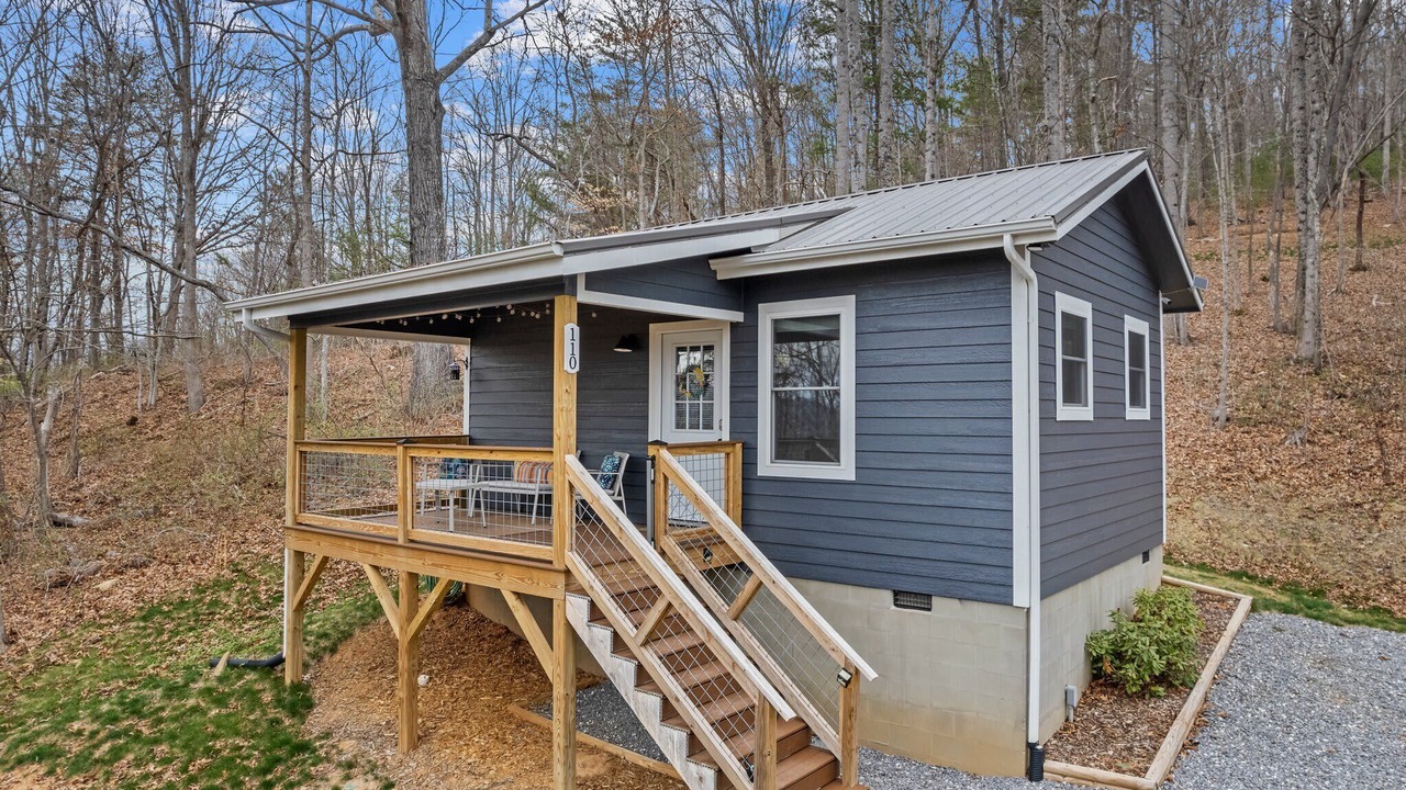 Photo of Outdoor in Swannanoa