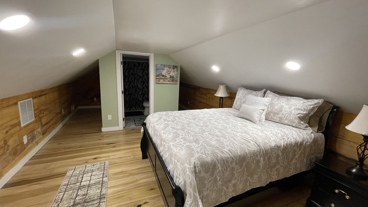 Photo of Bedroom in Frankfort