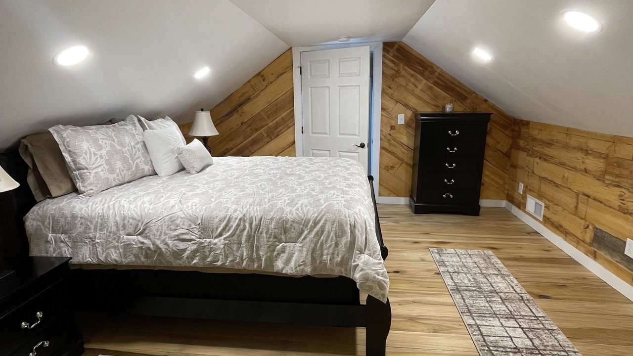 Photo of Bedroom in Frankfort