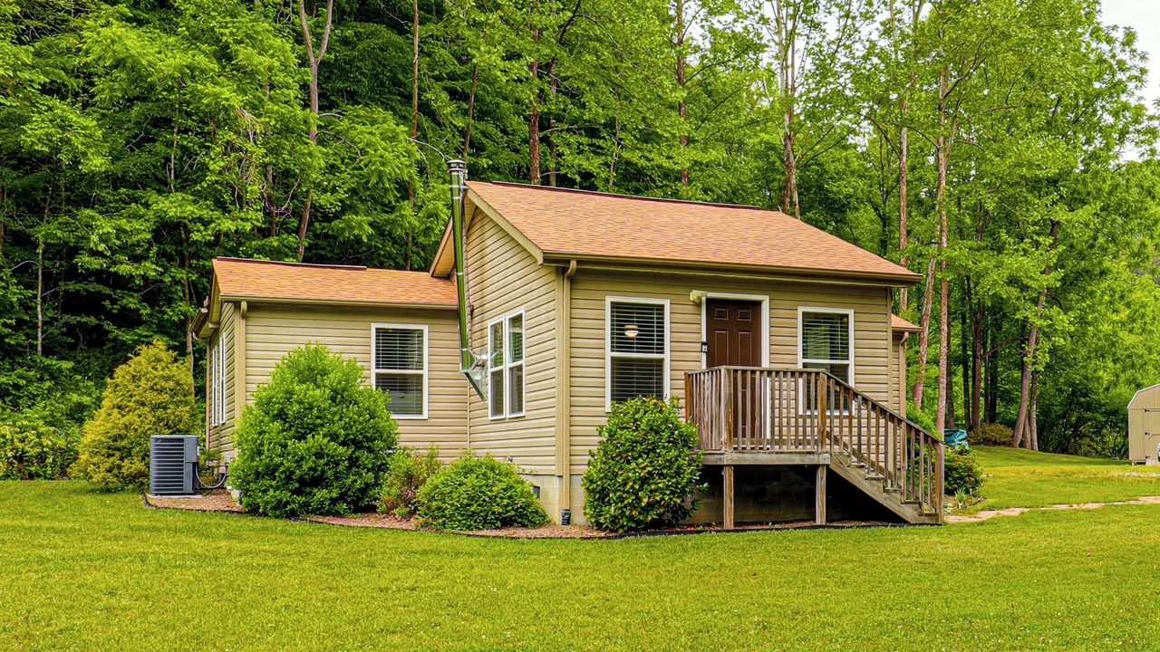 Photo of Outdoor in Lenoir