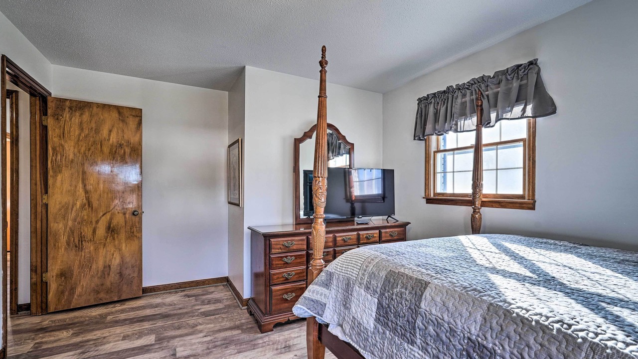 Photo of Bedroom in Elizabethton