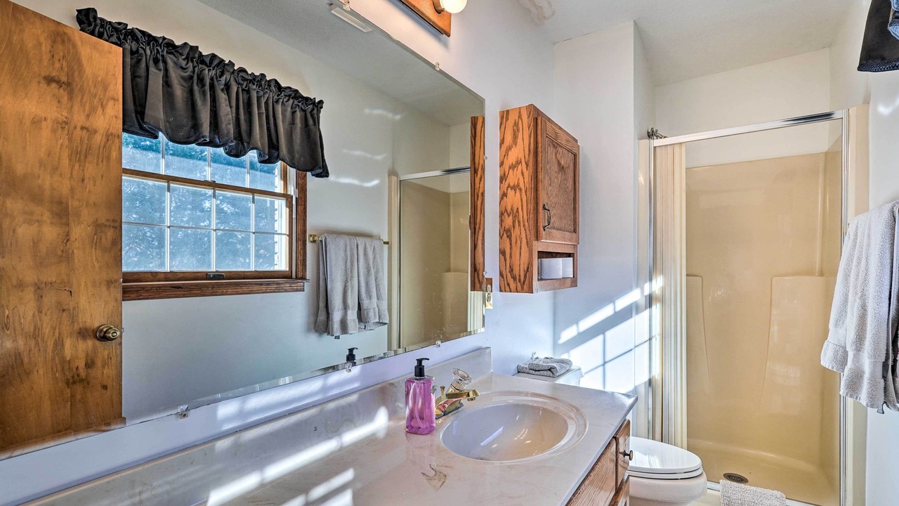 Photo of Bathroom in Elizabethton