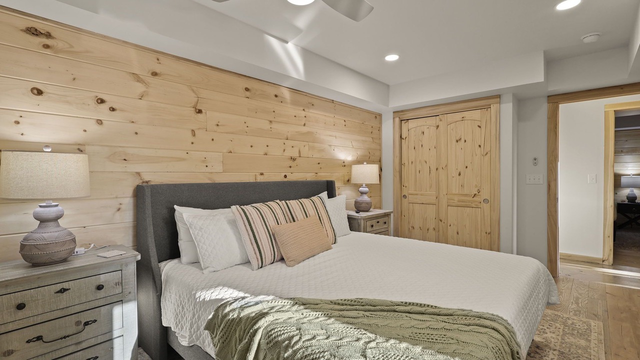 Photo of Bedroom in Beech Mountain