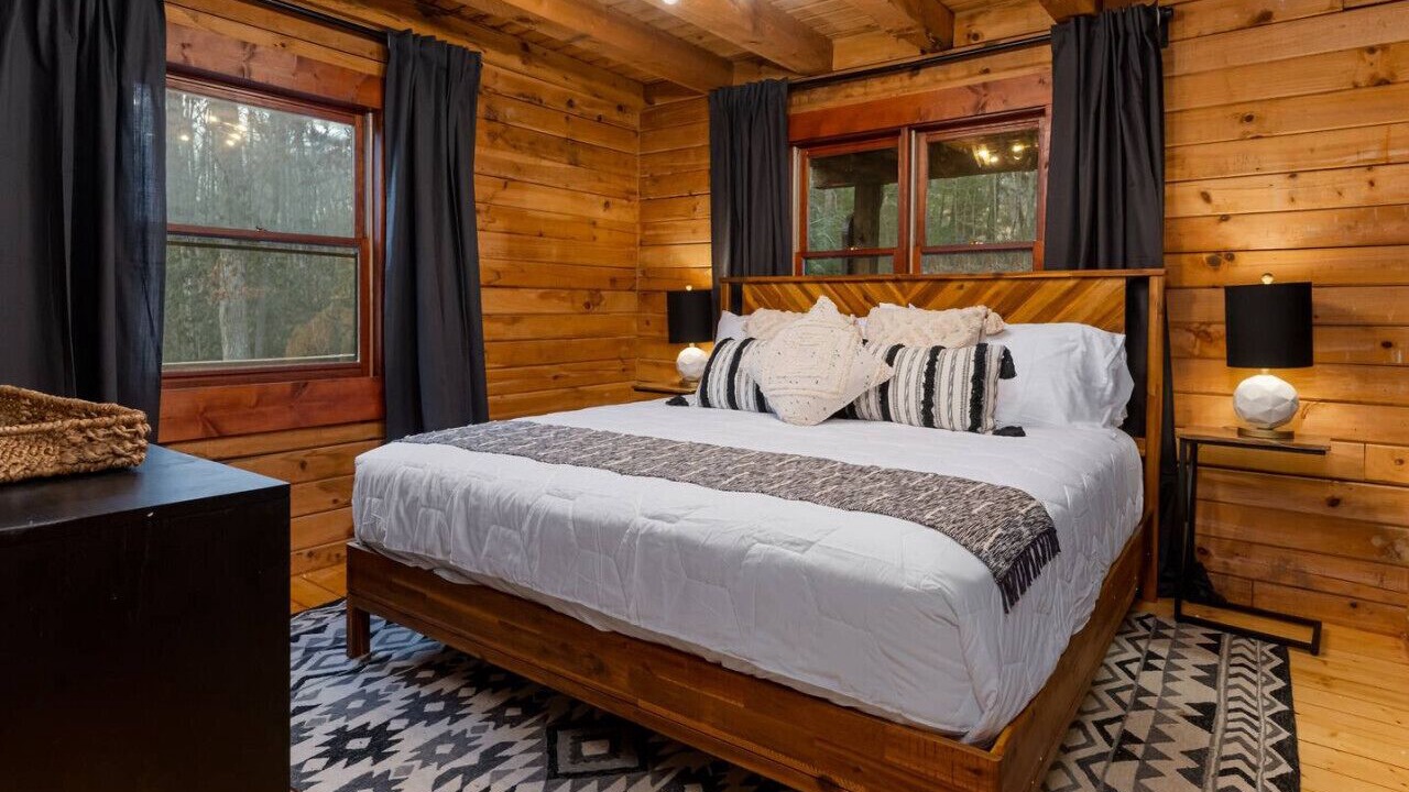 Photo of Bedroom in Fairview