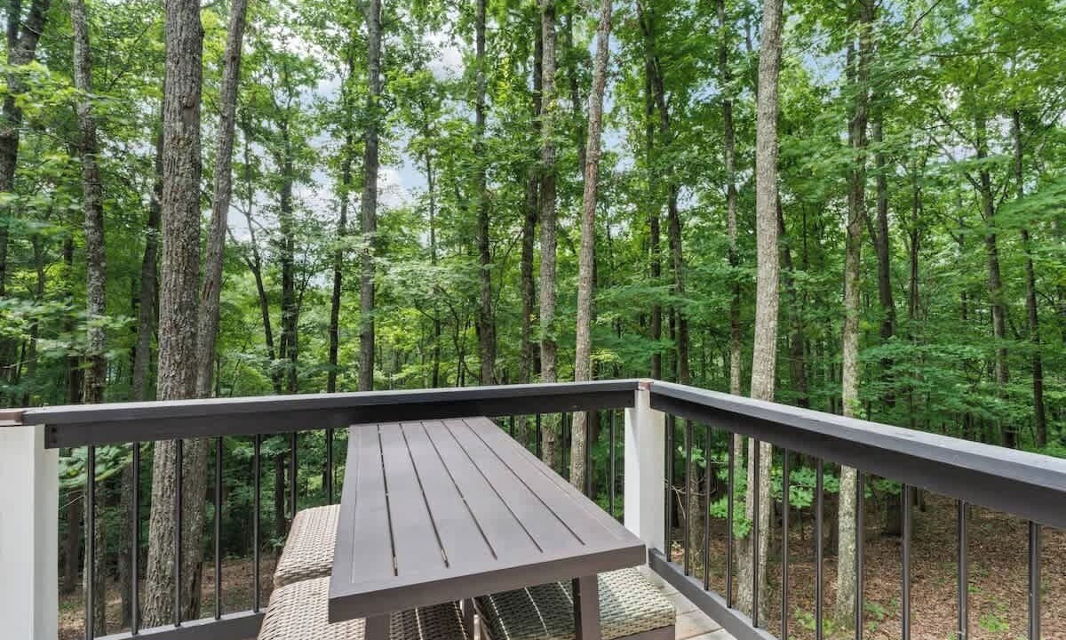 Photo of Outdoor in Zoe