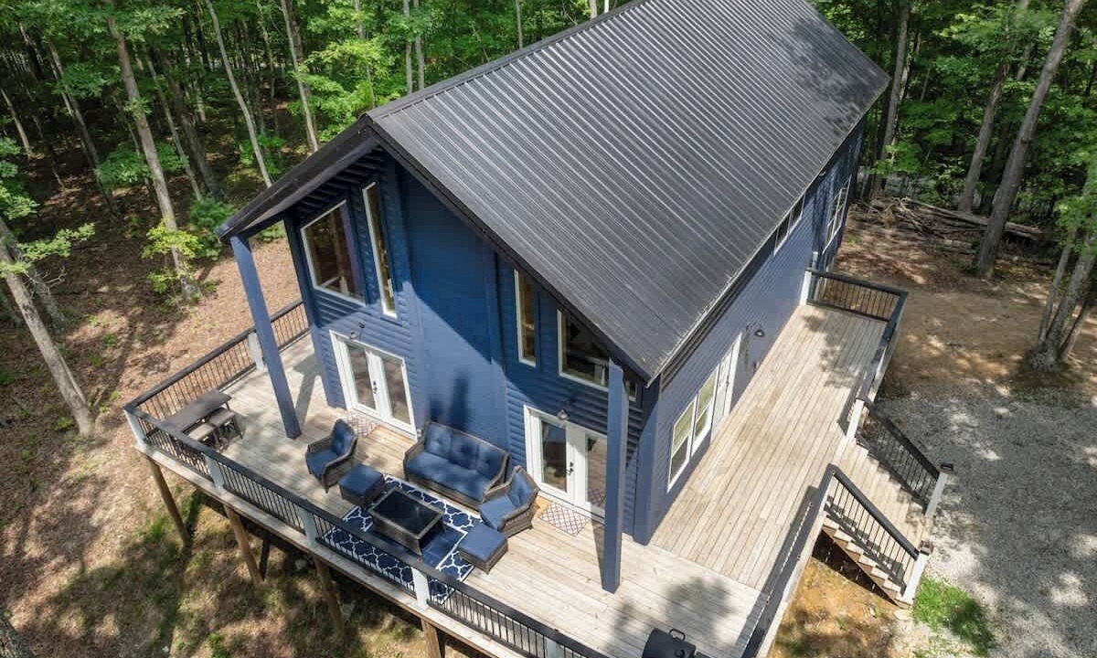 Photo of Outdoor in Zoe