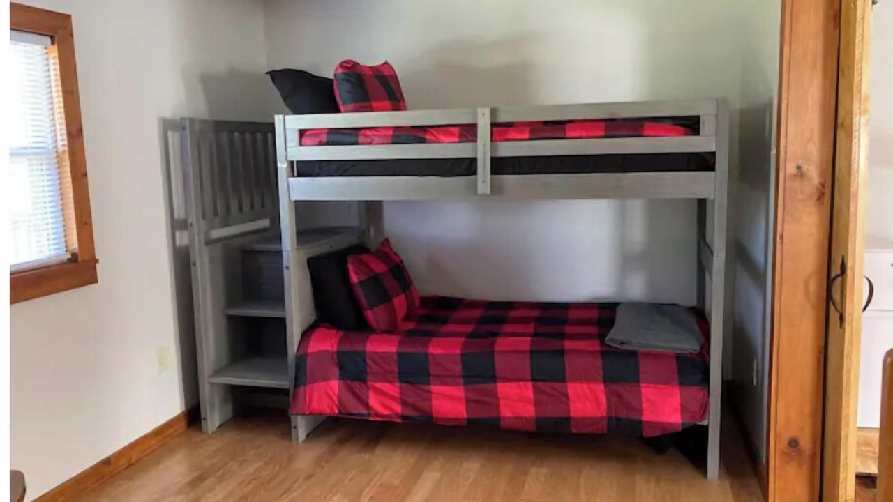 Photo of Bedroom in Greene County