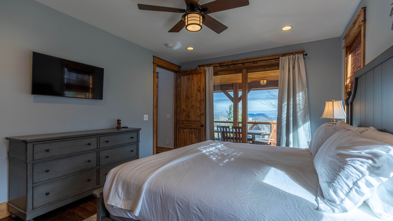 Photo of Bedroom in Elk Park